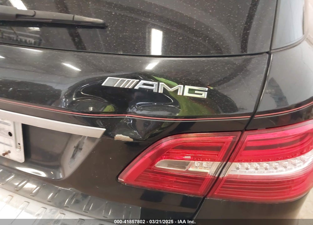 2014 MERCEDES-BENZ ML 63 AMG 4MATIC VIN: 4JGDA7EB5EA349900