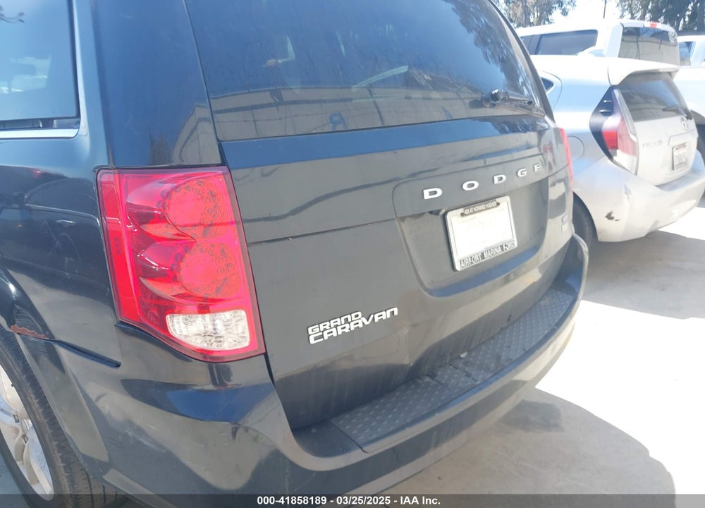 2018 DODGE GRAND CARAVAN VIN: 2C4RDGCG9JR266069