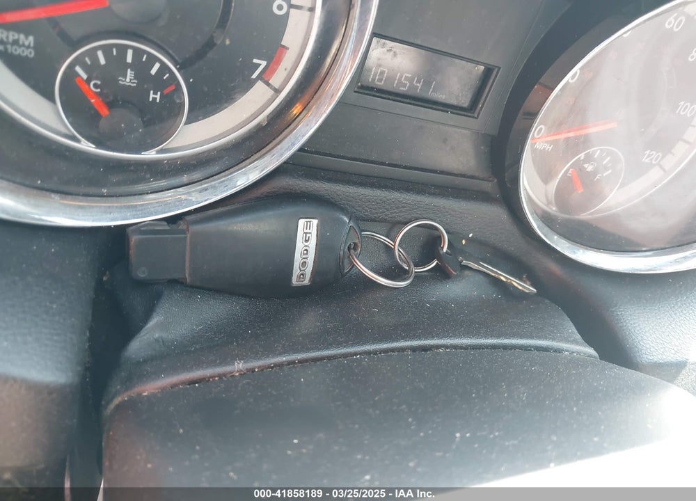 2018 DODGE GRAND CARAVAN VIN: 2C4RDGCG9JR266069