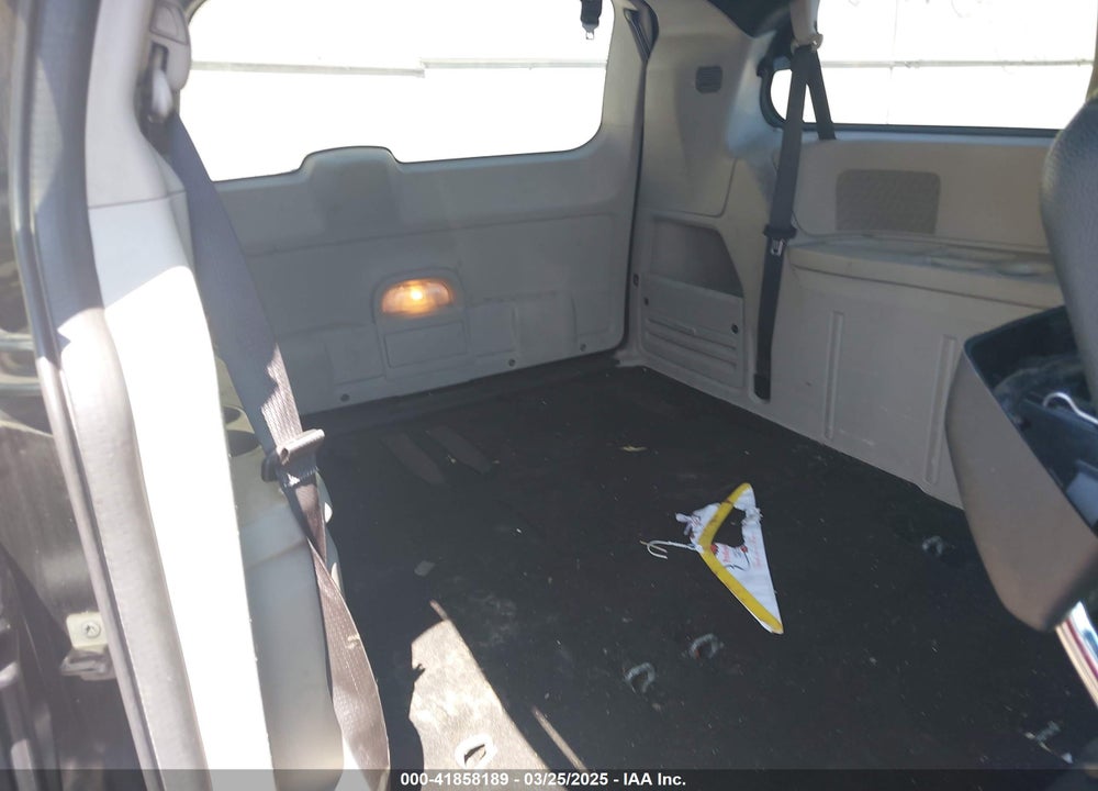 2018 DODGE GRAND CARAVAN VIN: 2C4RDGCG9JR266069