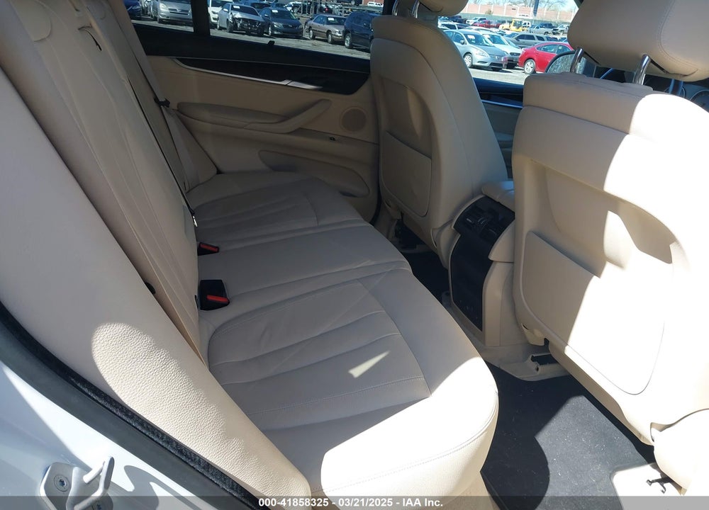 2015 BMW X5 VIN: 5UXKR0C56F0K70069