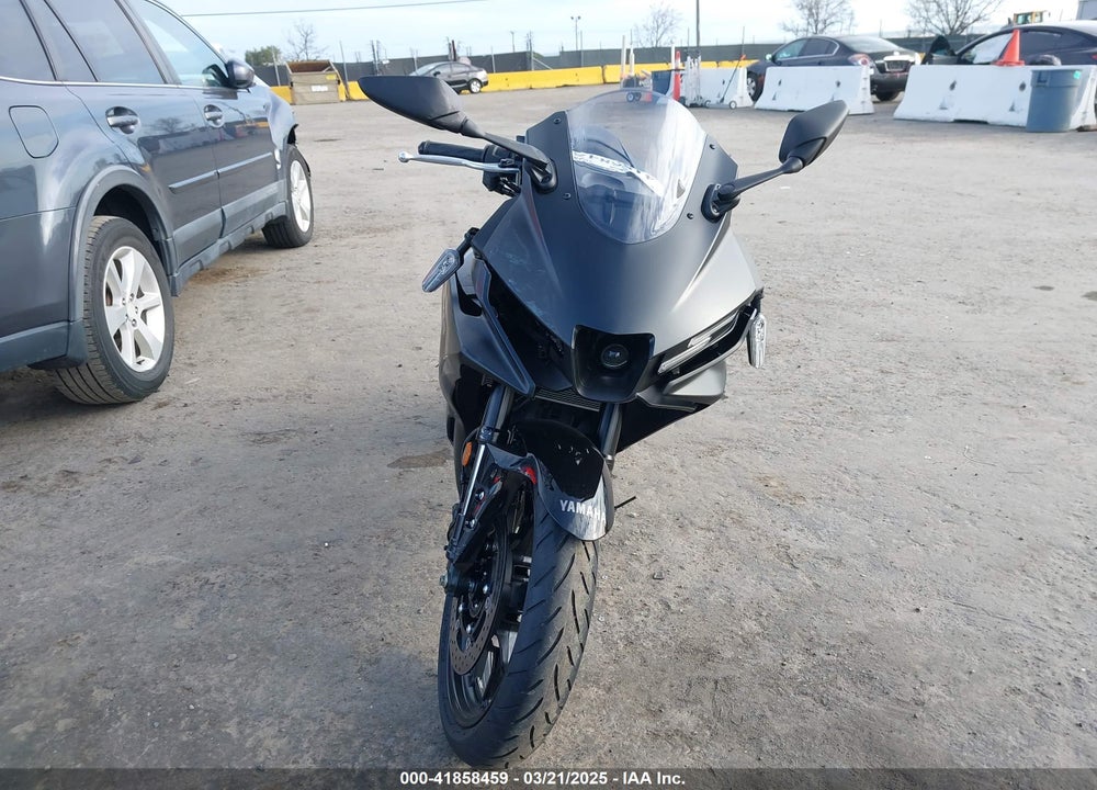 2025 YAMAHA YZF-R3 VIN: MH3RH25Y3SK001436