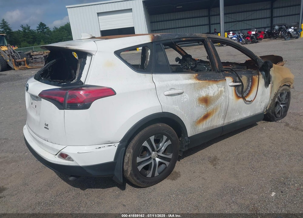 2018 TOYOTA RAV4 VIN: JTMBFREV8JJ183210