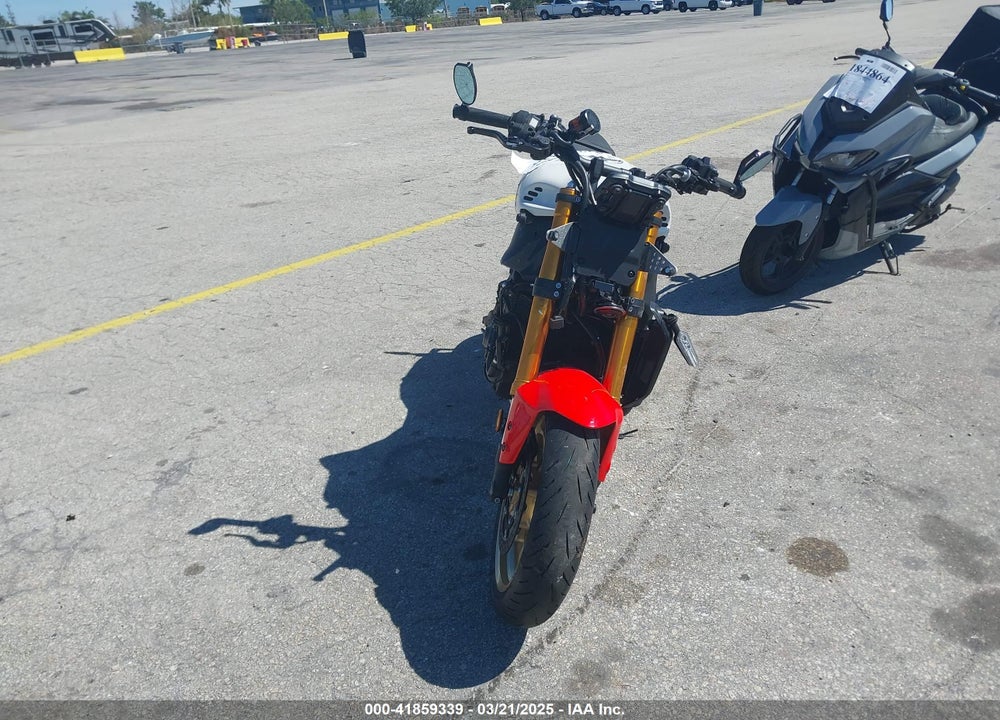 2024 YAMAHA MTM890 VIN: JYARN80E6RA002972