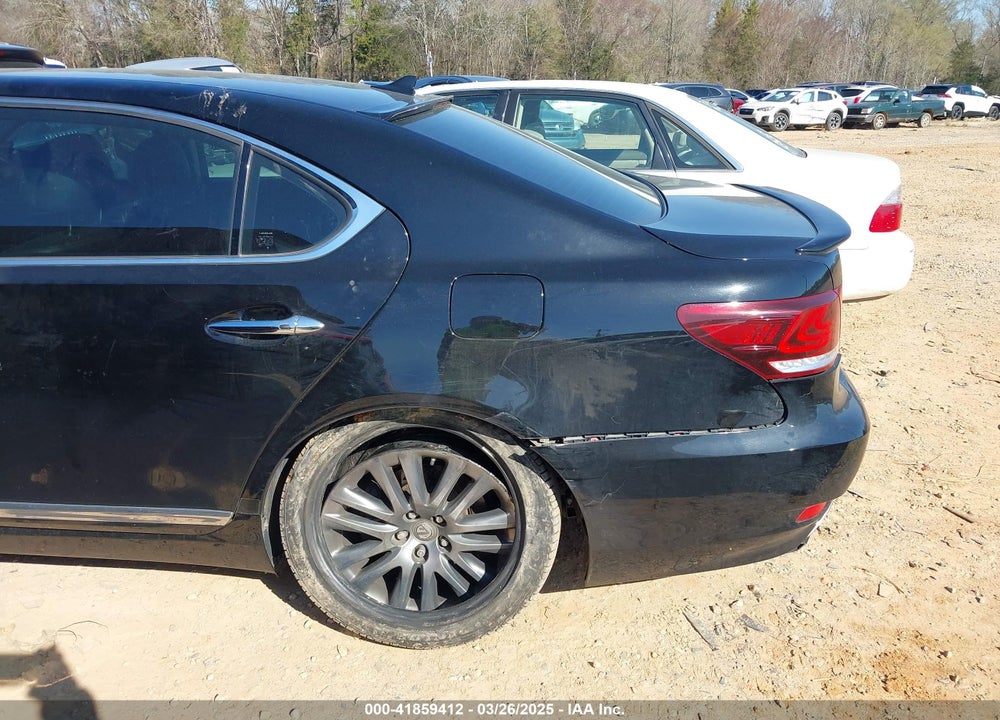 2013 LEXUS LS460 VIN: JTHGL5EFXD5049858