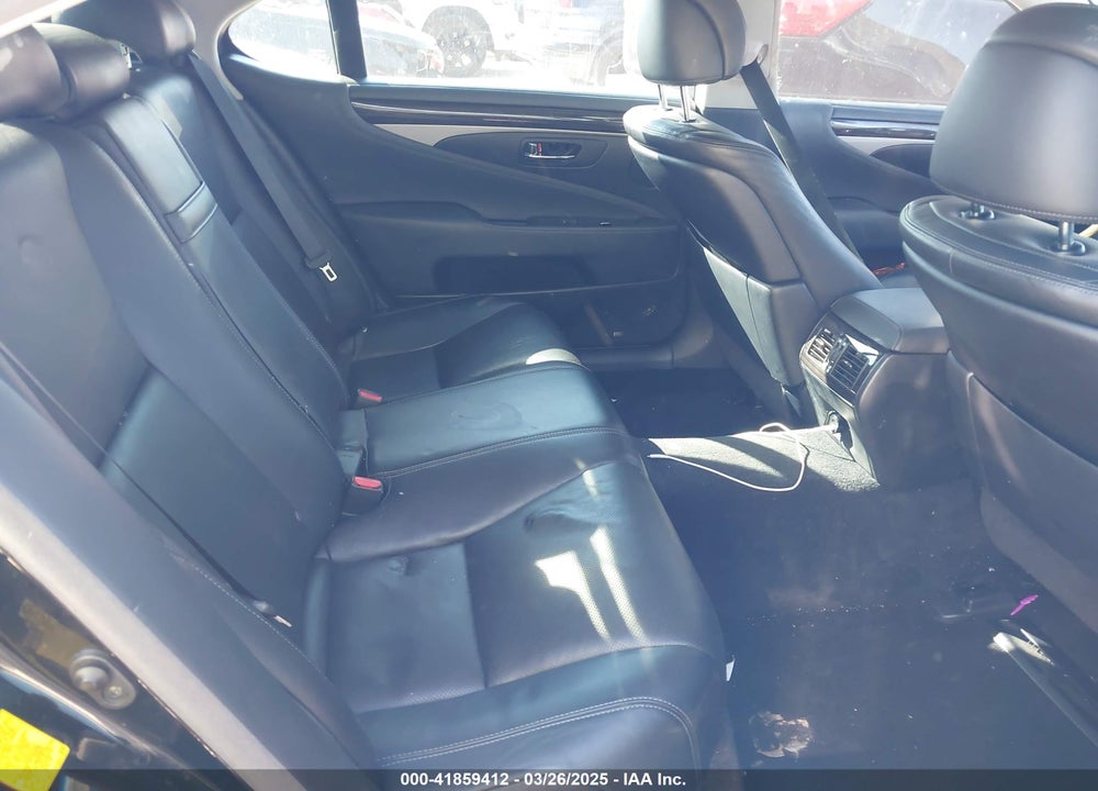 2013 LEXUS LS460 VIN: JTHGL5EFXD5049858