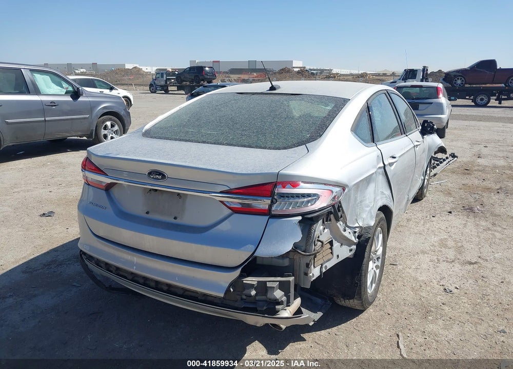 2018 FORD FUSION VIN: 3FA6P0G74JR176260