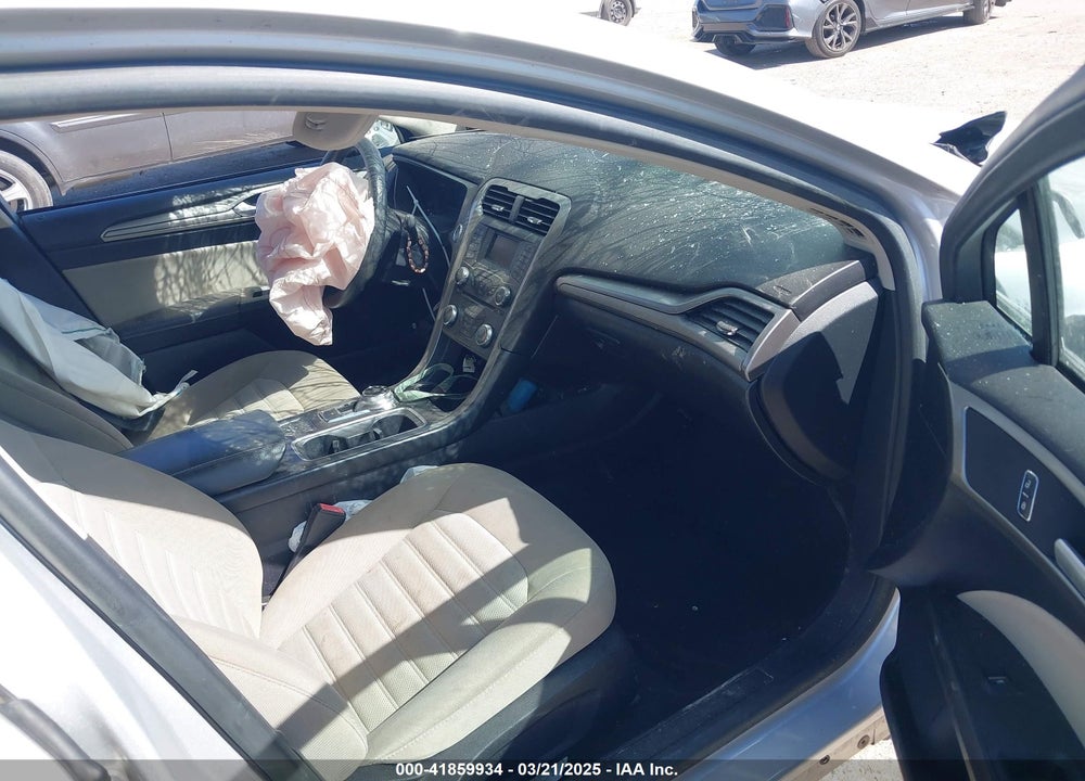 2018 FORD FUSION VIN: 3FA6P0G74JR176260