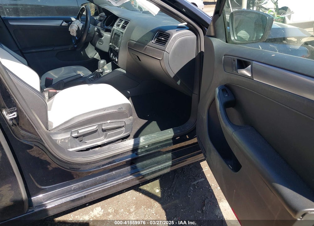 2016 VOLKSWAGEN JETTA VIN: 3VWD17AJ5GM414488