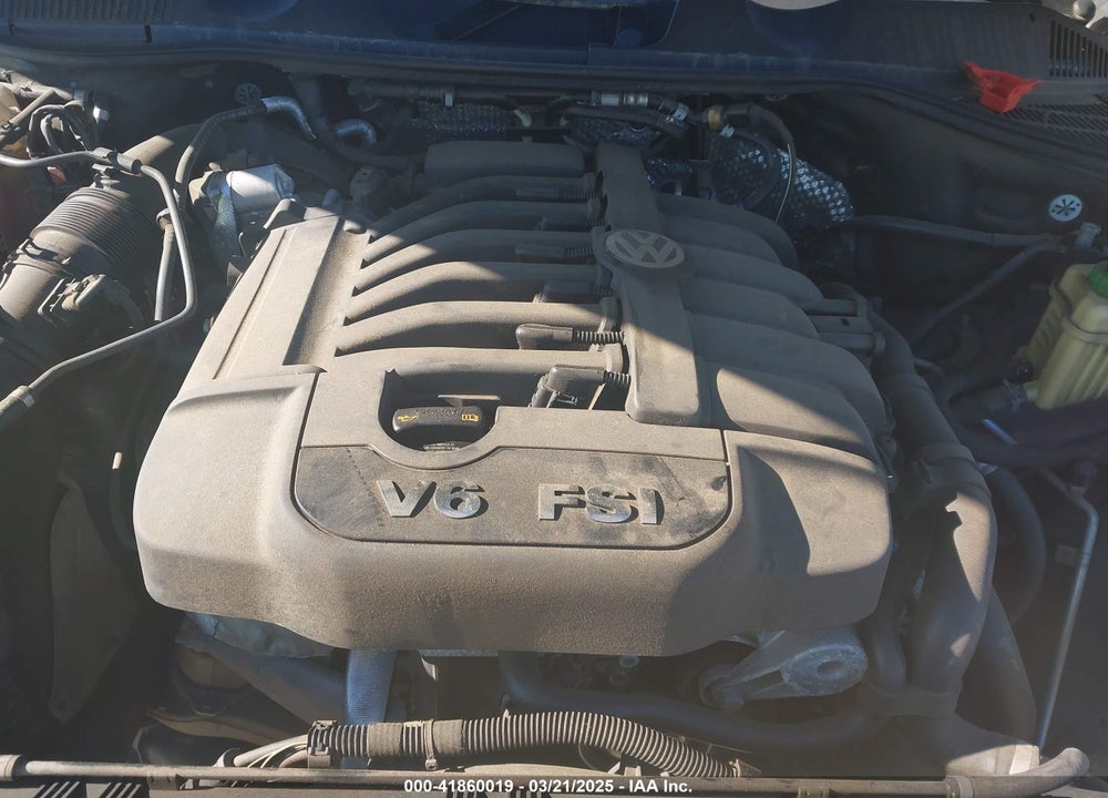 2017 VOLKSWAGEN TOUAREG VIN: WVGRF7BP1HD004308
