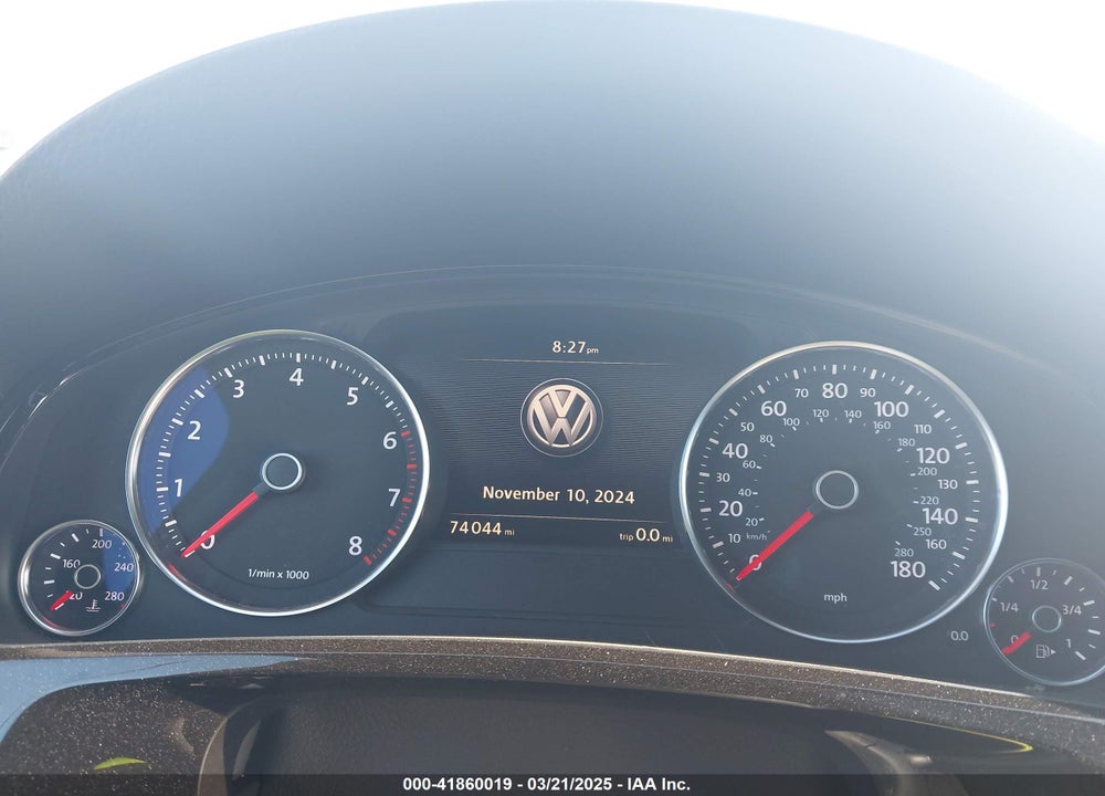 2017 VOLKSWAGEN TOUAREG VIN: WVGRF7BP1HD004308
