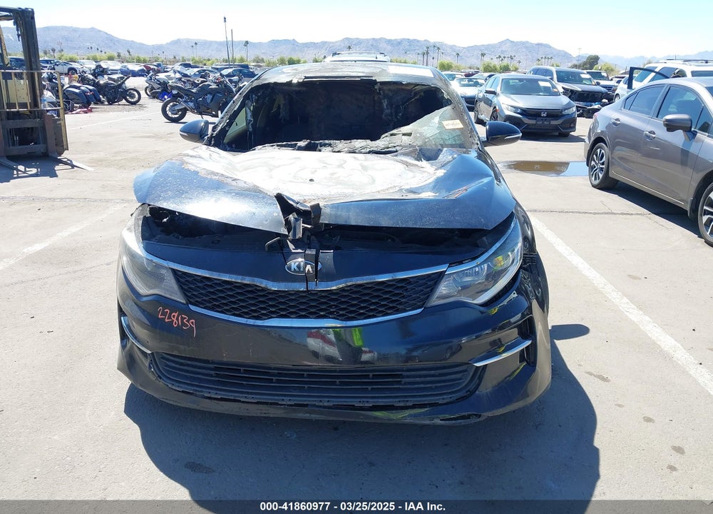 2017 KIA OPTIMA VIN: 5XXGT4L39HG148175