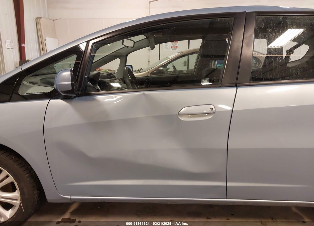 2009 HONDA FIT VIN: JHMGE88489S005033