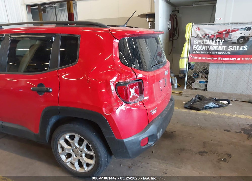 2016 JEEP RENEGADE VIN: ZACCJBBT4GPD69901
