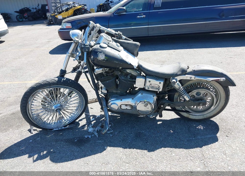 1995 HARLEY-DAVIDSON FXDWG VIN: 1HD1GEL37SY312970