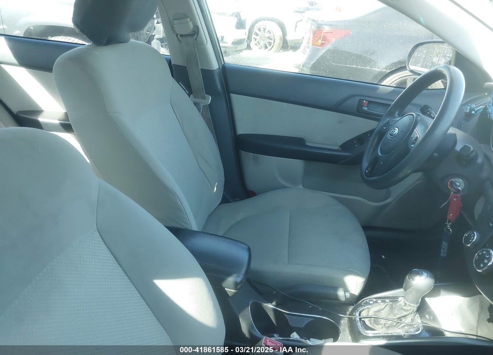 2011 KIA FORTE VIN: KNAFU4A25B5463812