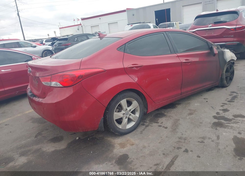 2013 HYUNDAI ELANTRA VIN: KMHDH4AE7DU935683