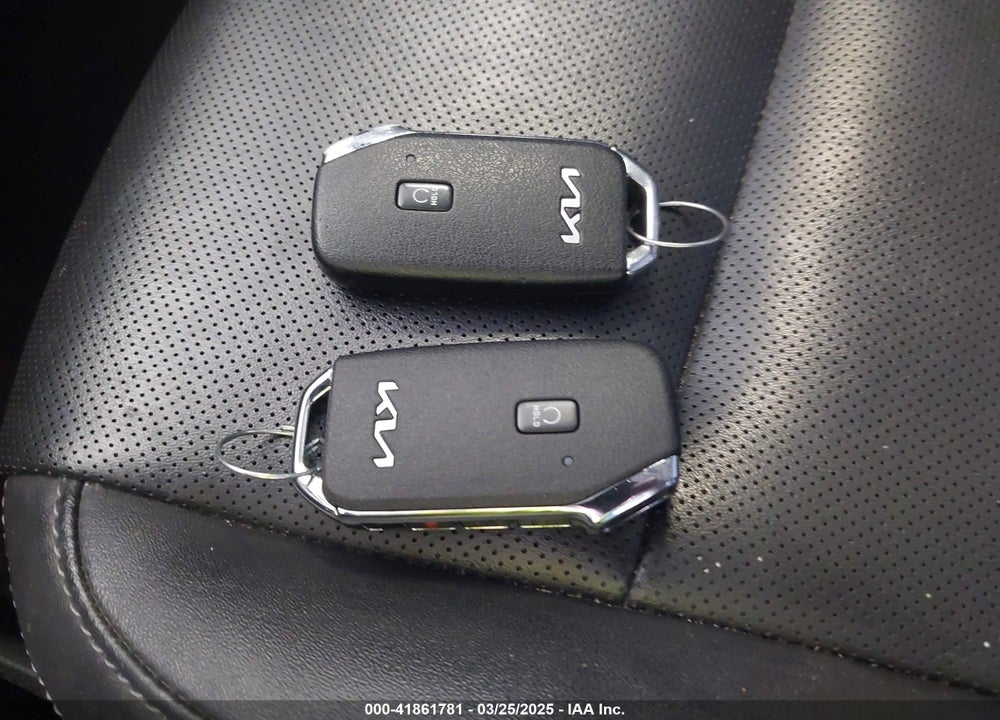 2022 KIA TELLURIDE VIN: 5XYP6DHC8NG281257