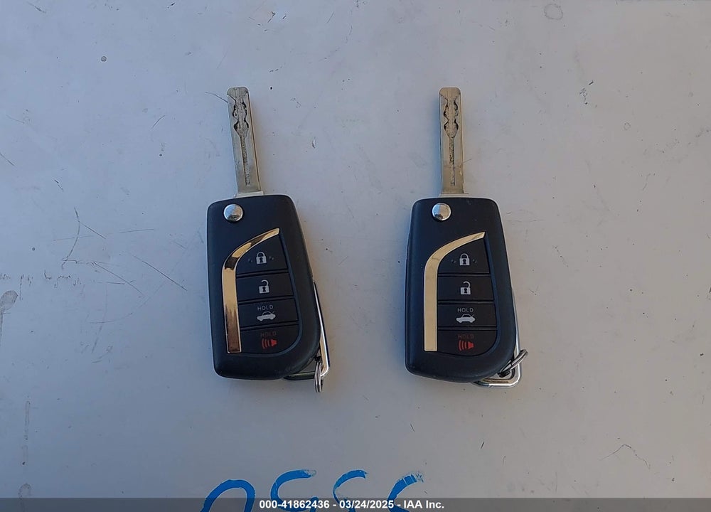 2018 TOYOTA CAMRY VIN: 4T1B11HK5JU621824
