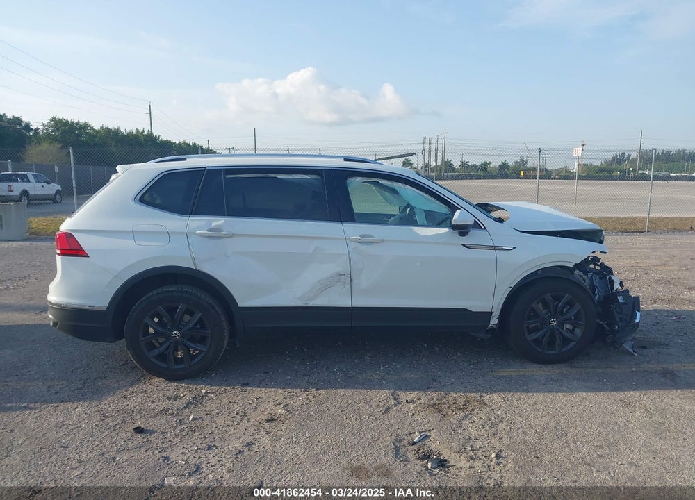 2024 VOLKSWAGEN TIGUAN VIN: 3VV3B7AX3RM120298