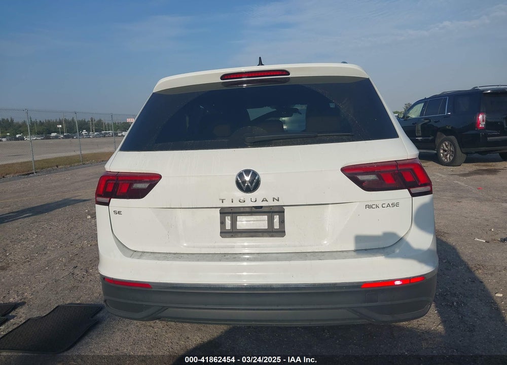 2024 VOLKSWAGEN TIGUAN VIN: 3VV3B7AX3RM120298