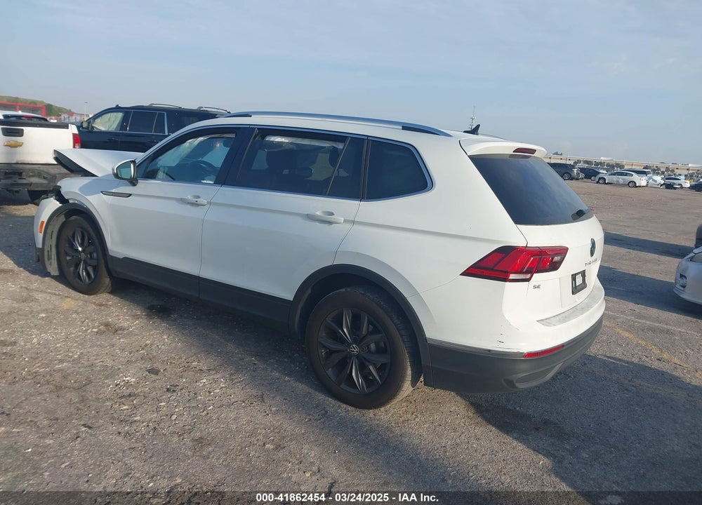 2024 VOLKSWAGEN TIGUAN VIN: 3VV3B7AX3RM120298
