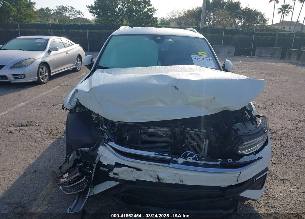 2024 VOLKSWAGEN TIGUAN VIN: 3VV3B7AX3RM120298