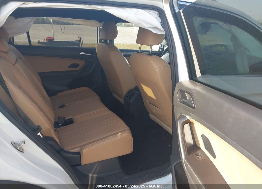 2024 VOLKSWAGEN TIGUAN VIN: 3VV3B7AX3RM120298
