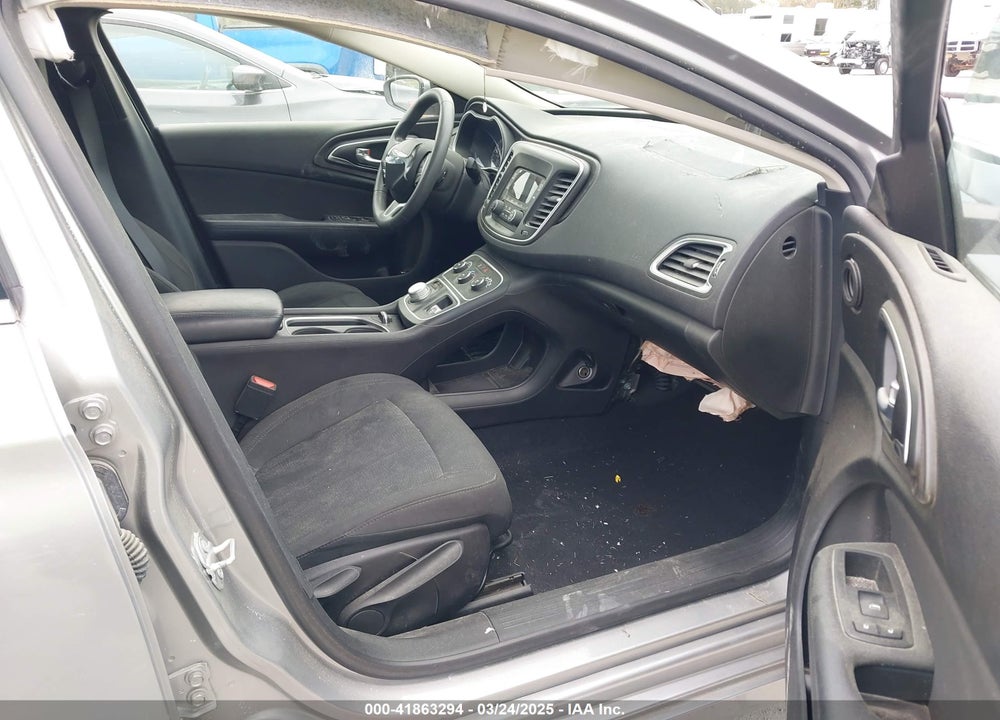 2017 CHRYSLER 200 LX VIN: 1C3CCCFB4HN512457