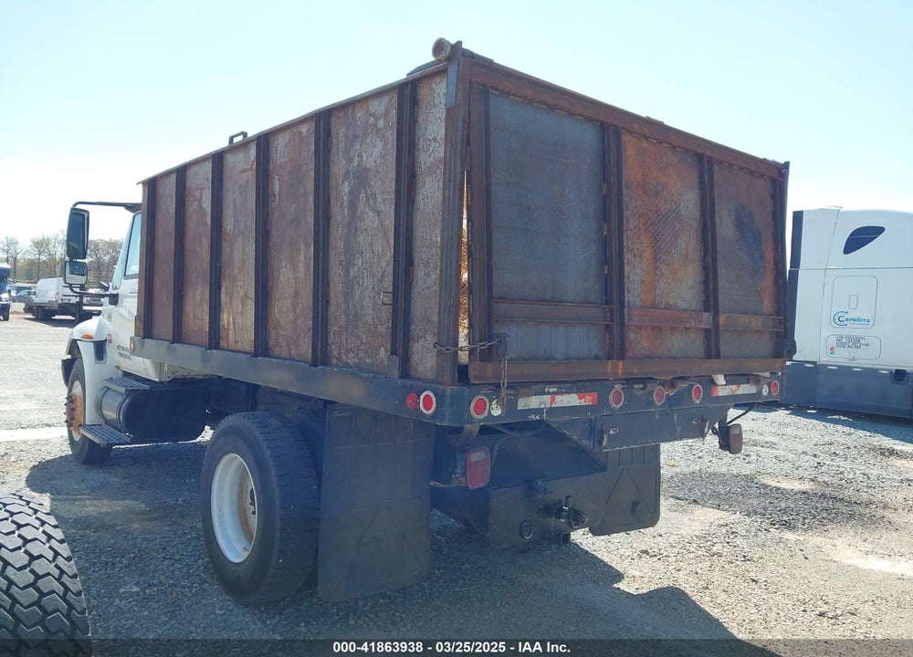 2003 INTERNATIONAL 4000 4200 VIN: 1HTMPAFN13H568921