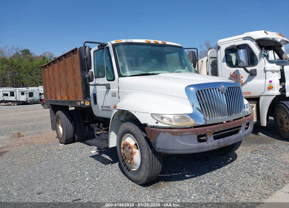 2003 INTERNATIONAL 4000 4200 VIN: 1HTMPAFN13H568921