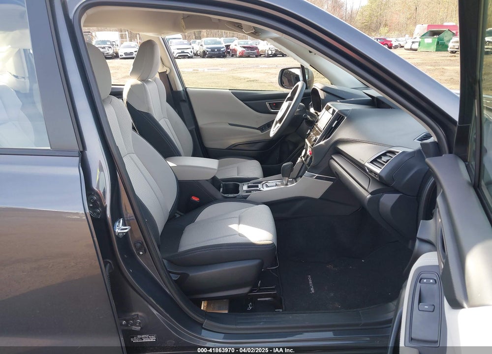 2024 SUBARU FORESTER VIN: JF2SKAAC8RH417674