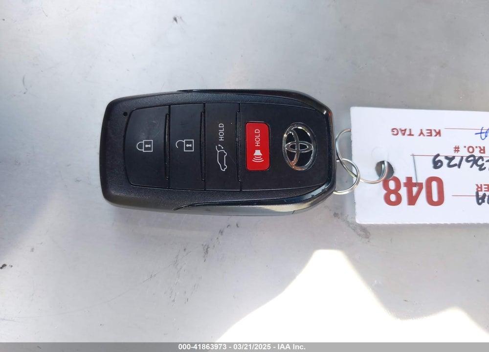 2024 TOYOTA VENZA XLE VIN: JTEAAAAH8RJ180701
