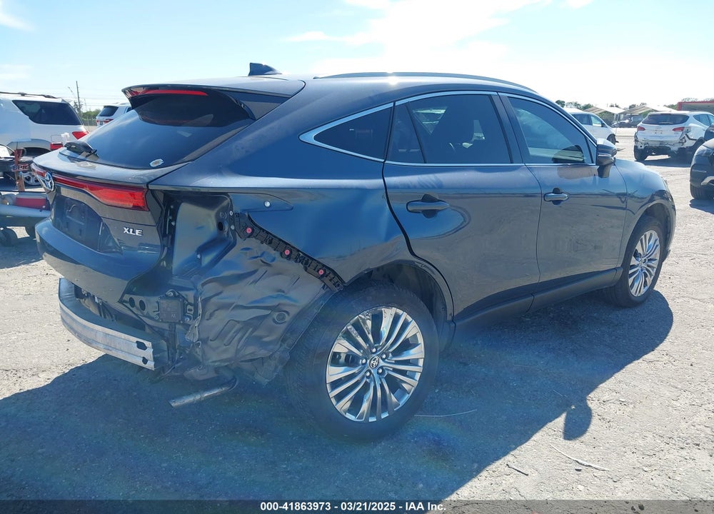 2024 TOYOTA VENZA XLE VIN: JTEAAAAH8RJ180701
