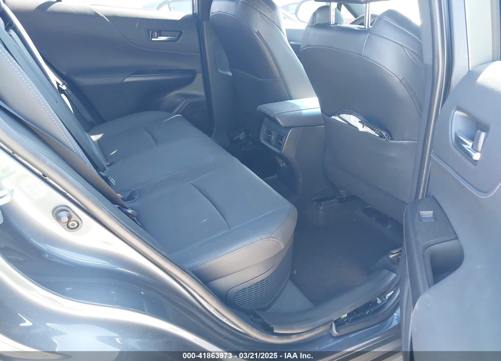 2024 TOYOTA VENZA XLE VIN: JTEAAAAH8RJ180701