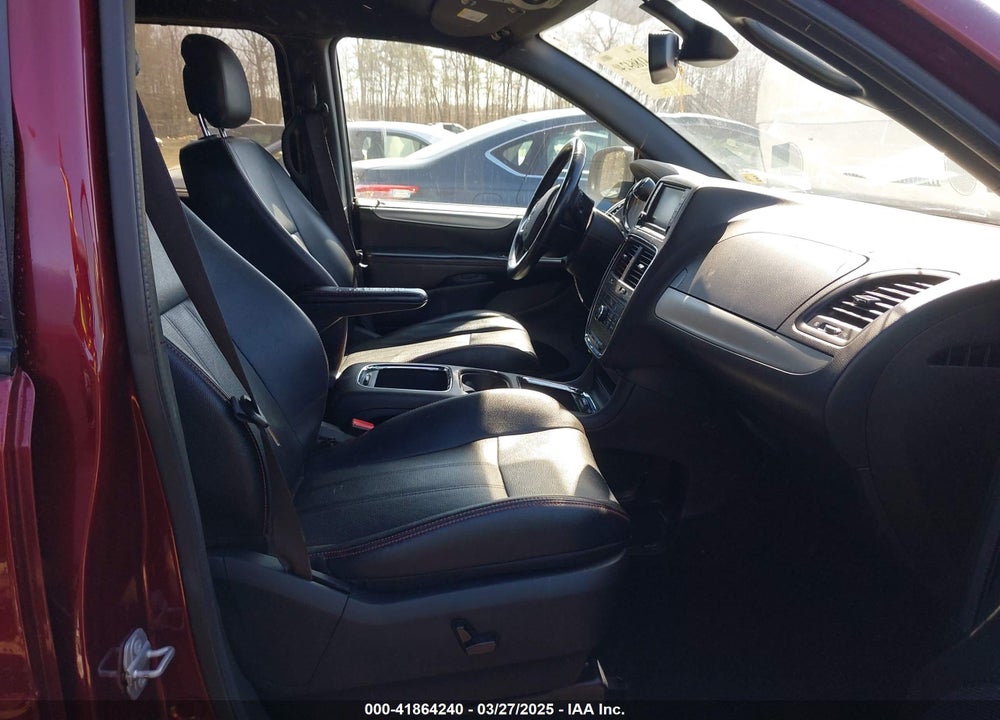 2019 DODGE GRAND CARAVAN GT VIN: 2C4RDGEG0KR768550