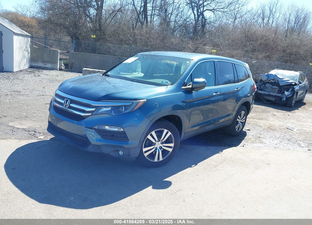 2017 HONDA PILOT EX VIN: 5FNYF6H34HB034362