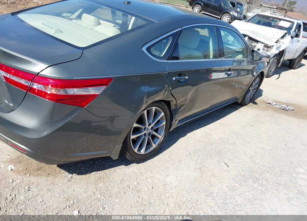2014 TOYOTA AVALON VIN: 4T1BK1EB0EU118032