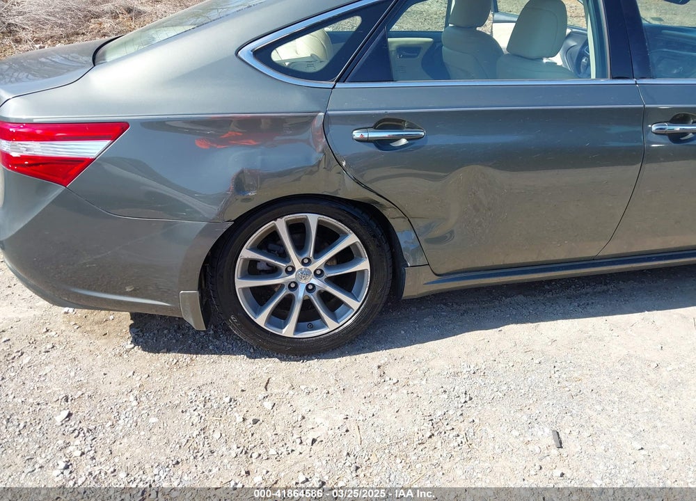 2014 TOYOTA AVALON VIN: 4T1BK1EB0EU118032