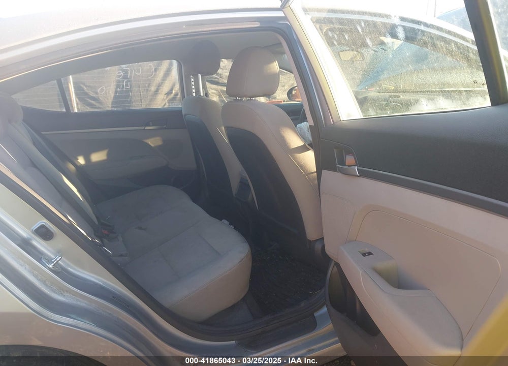 2017 HYUNDAI ELANTRA SE VIN: 5NPD74LF2HH208612