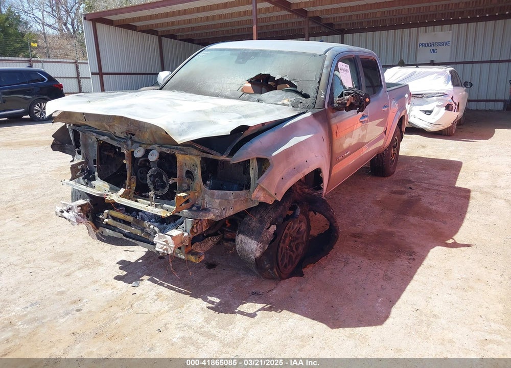 2019 TOYOTA TACOMA SR5 V6 VIN: 3TMCZ5AN8KM196697