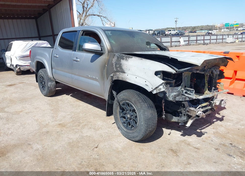 2019 TOYOTA TACOMA SR5 V6 VIN: 3TMCZ5AN8KM196697