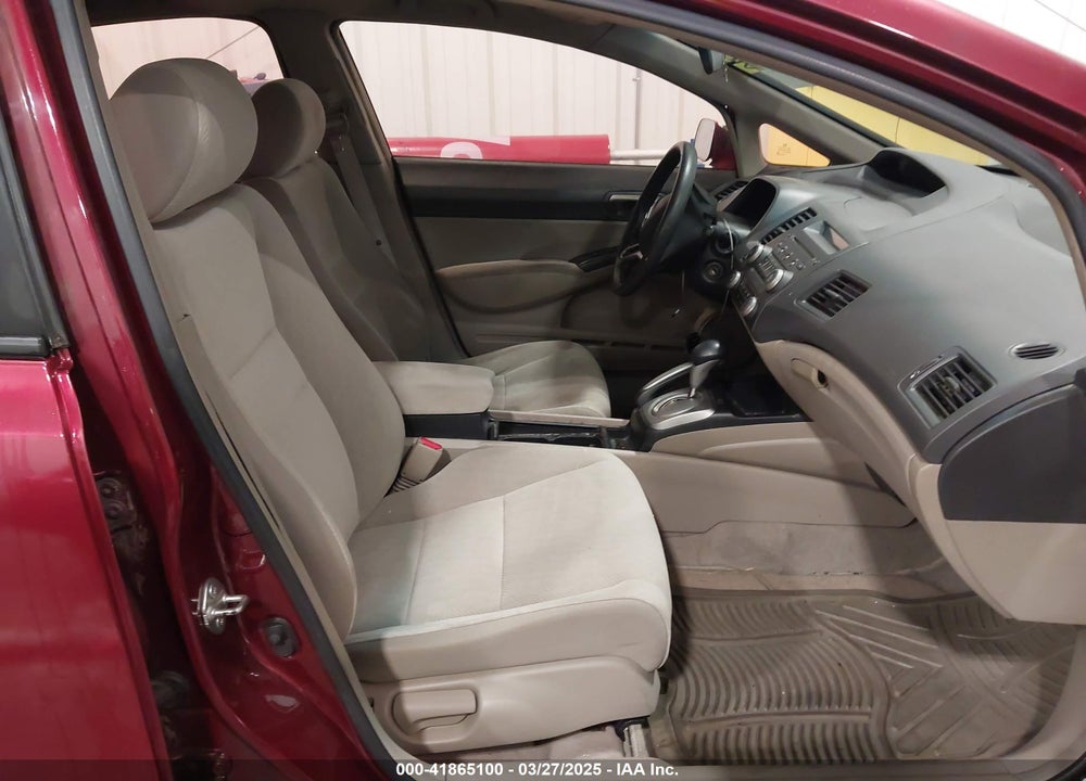 2010 HONDA CIVIC LX VIN: 19XFA1F51AE008293