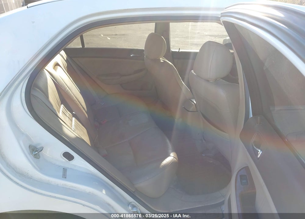 2006 HONDA ACCORD 3.0 EX VIN: 1HGCM66576A013761