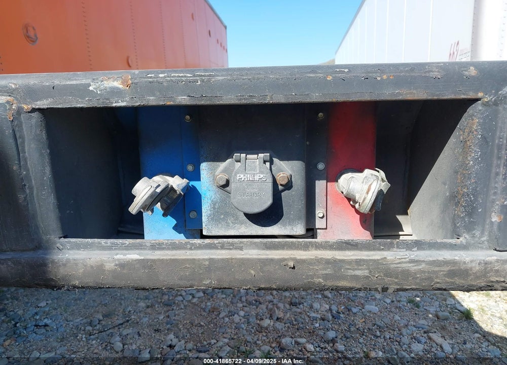 2005 CIMC TRAILERS --- VIN: LJRC4626051000628