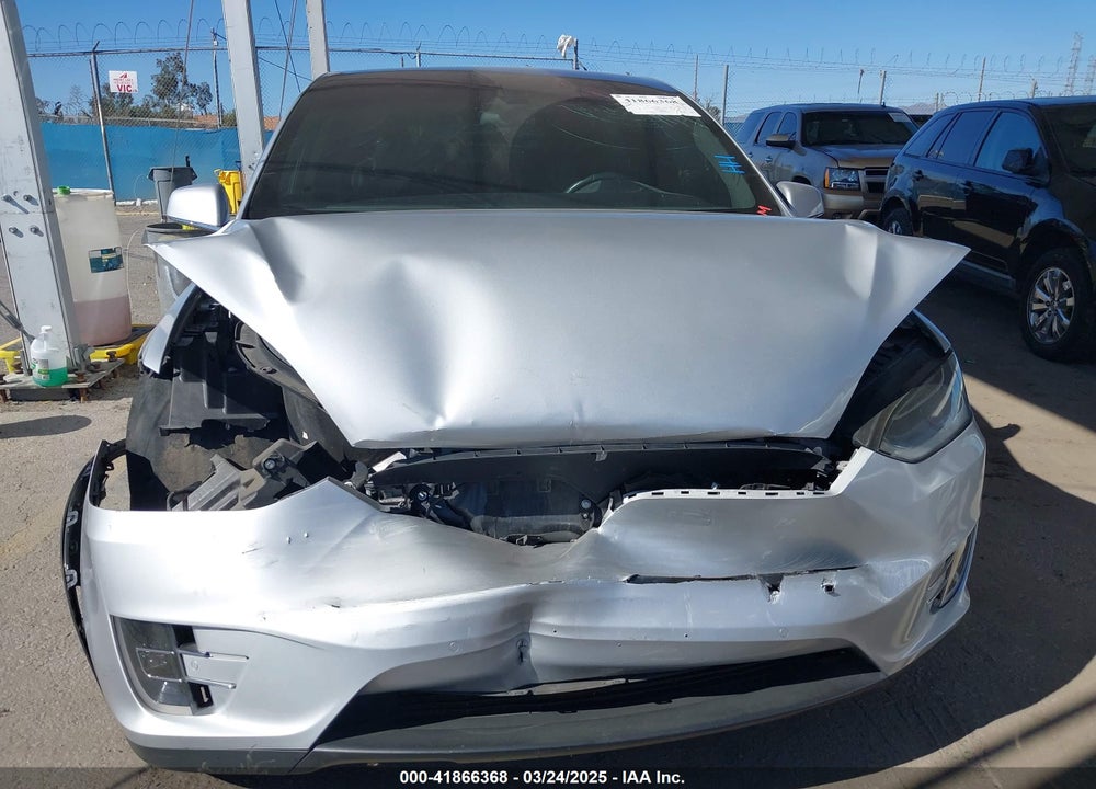 2016 TESLA MODEL X VIN: 5YJXCBE25GF021322