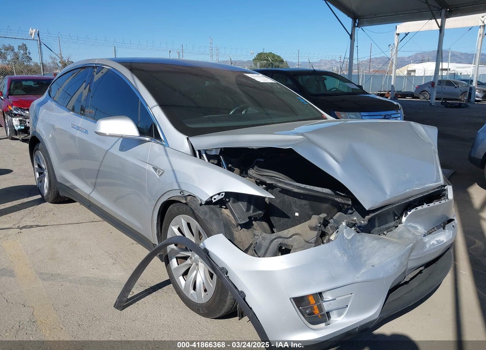 2016 TESLA MODEL X VIN: 5YJXCBE25GF021322
