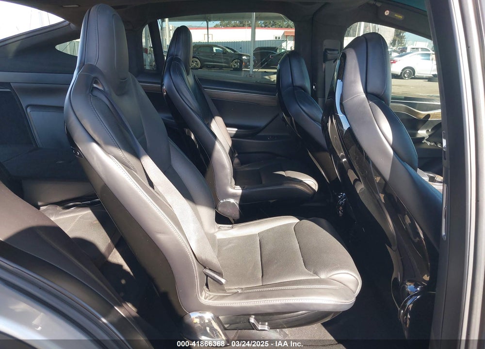 2016 TESLA MODEL X VIN: 5YJXCBE25GF021322