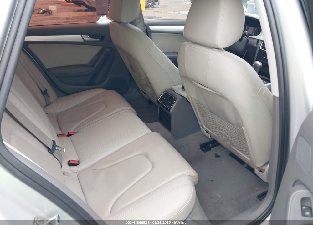 2010 AUDI A4 VIN: WAUEFAFL3AN045124