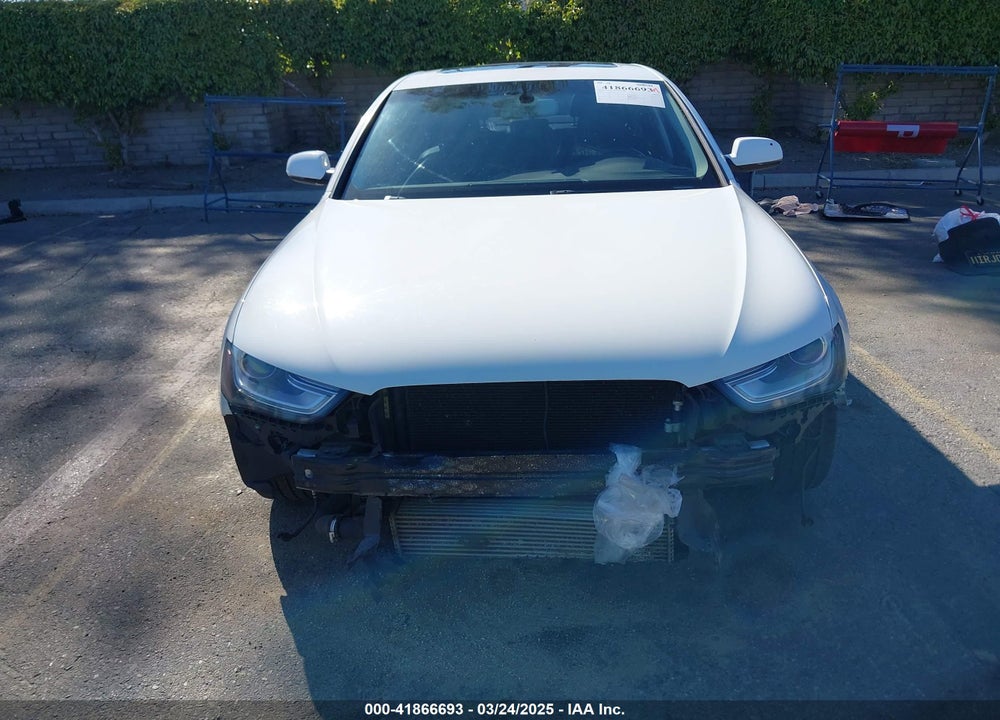 2013 AUDI A4 VIN: WAUAFAFL7DN028944